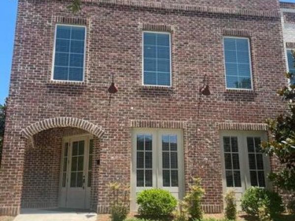 26 Town Center, Hattiesburg, MS 39402