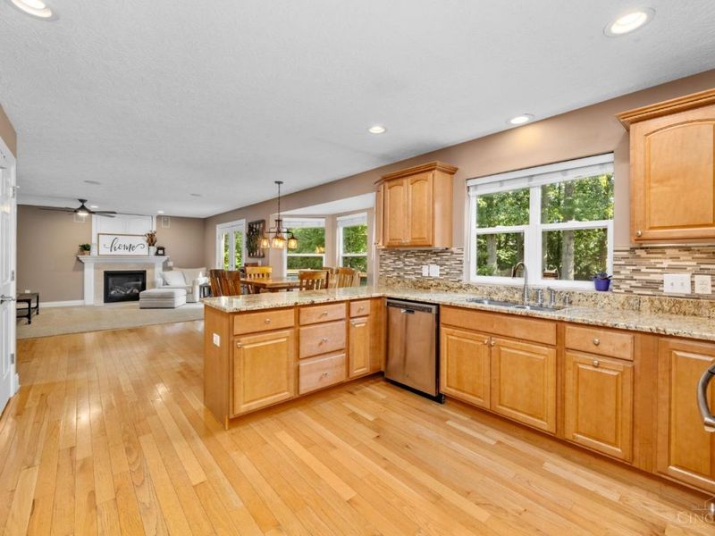 6345 Liberty Lane, Goshen Twp, OH 45122 Photo 10