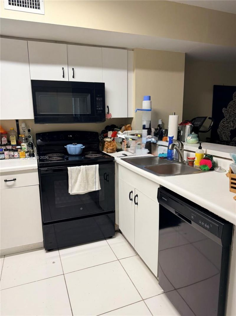 2640 S University Dr , Unit 101, Davie, FL 33328 Photo
