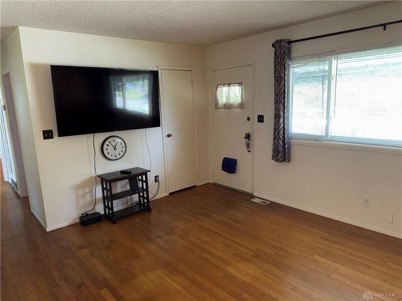80 Quinby Lane, Riverside, OH 45432 Photo 4