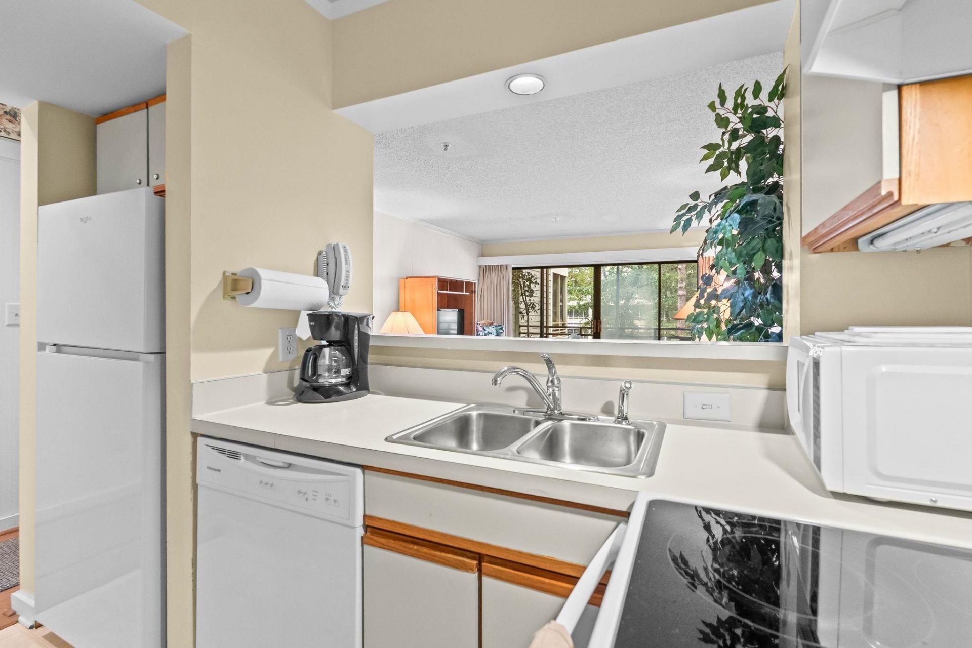 415 Ocean Creek Dr. Photo 16