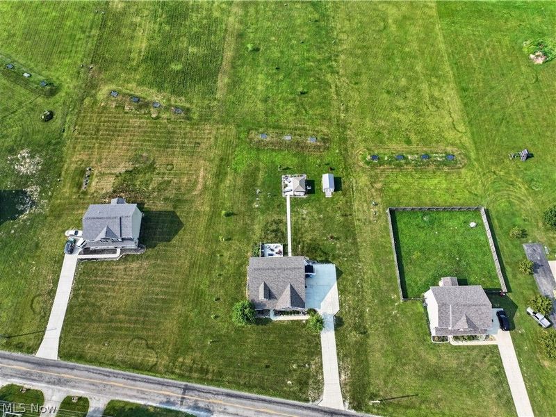 48600 Middle Ridge Road, Amherst, OH 44001 Photo 11