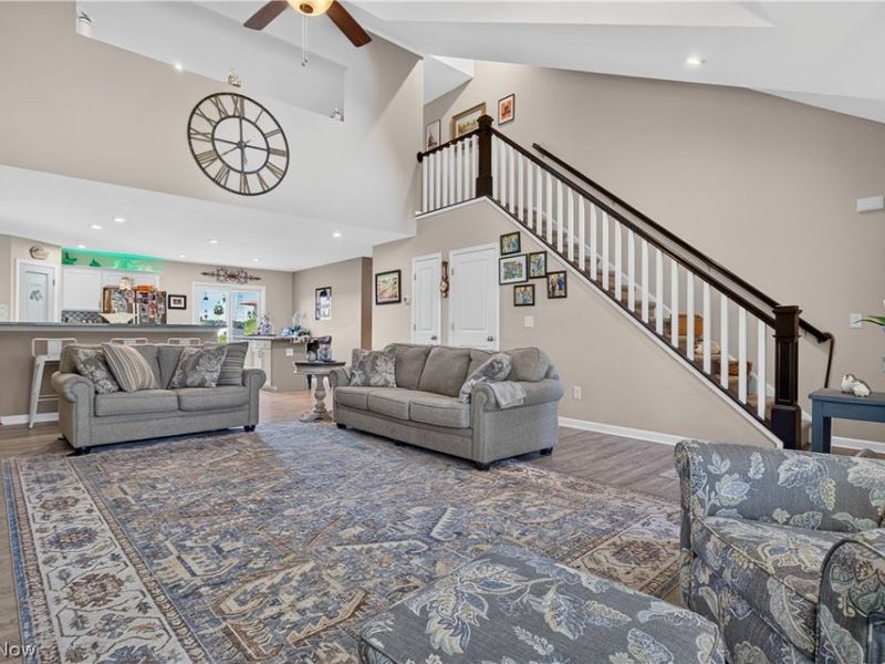 48600 Middle Ridge Road, Amherst, OH 44001 Photo 24
