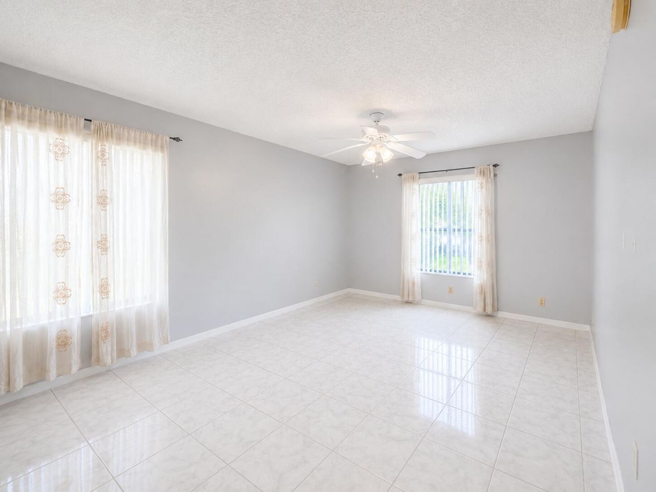 1995 SW Silver Pine Way, Unit 119-D1, Palm City, FL 34990 Photo