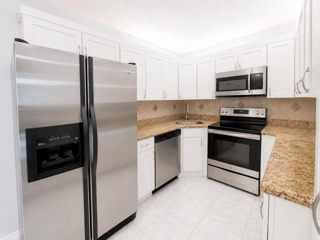 1995 SW Silver Pine Way, Unit 119-D1, Palm City, FL 34990 Photo