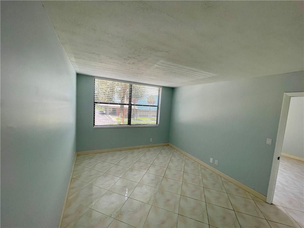 801 N Ocean Boulevard, Unit 202, Pompano Beach, FL 33062 Photo