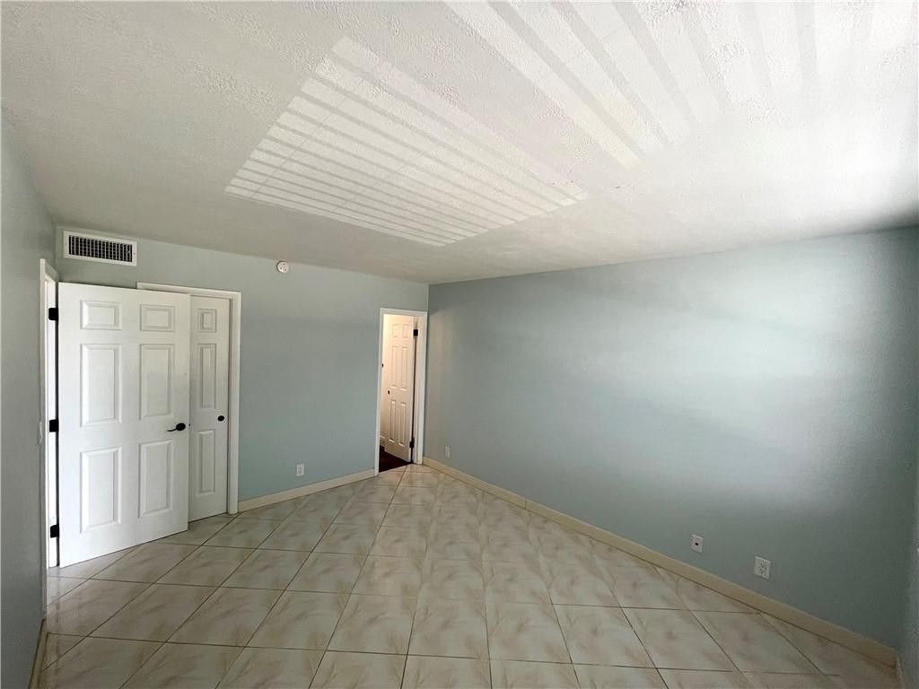 801 N Ocean Boulevard, Unit 202, Pompano Beach, FL 33062 Photo