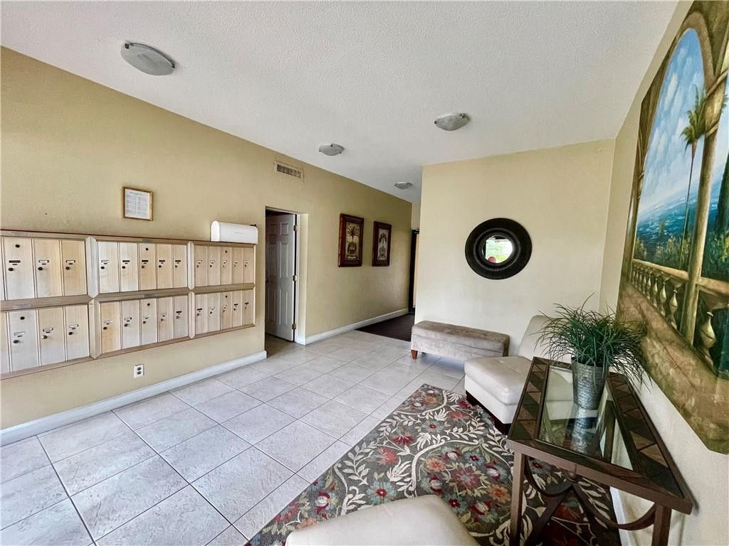 801 N Ocean Boulevard, Unit 202, Pompano Beach, FL 33062 Photo