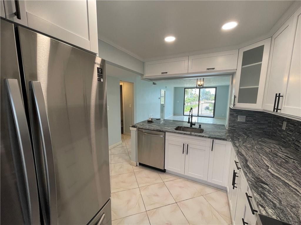 801 N Ocean Boulevard, Unit 202, Pompano Beach, FL 33062 Photo
