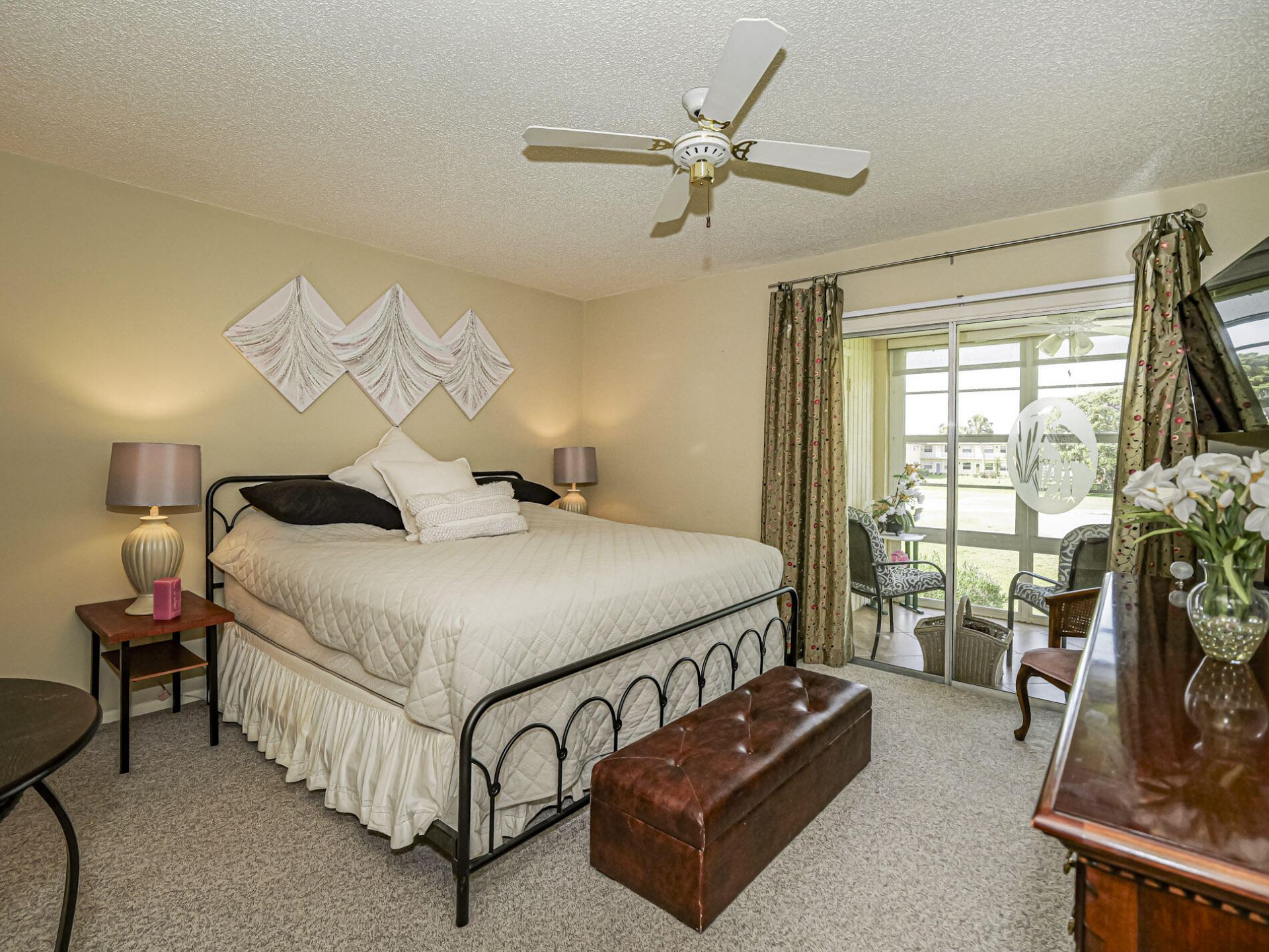 106 Spring Lake Court, Unit 201, Vero Beach, FL 32962 Photo