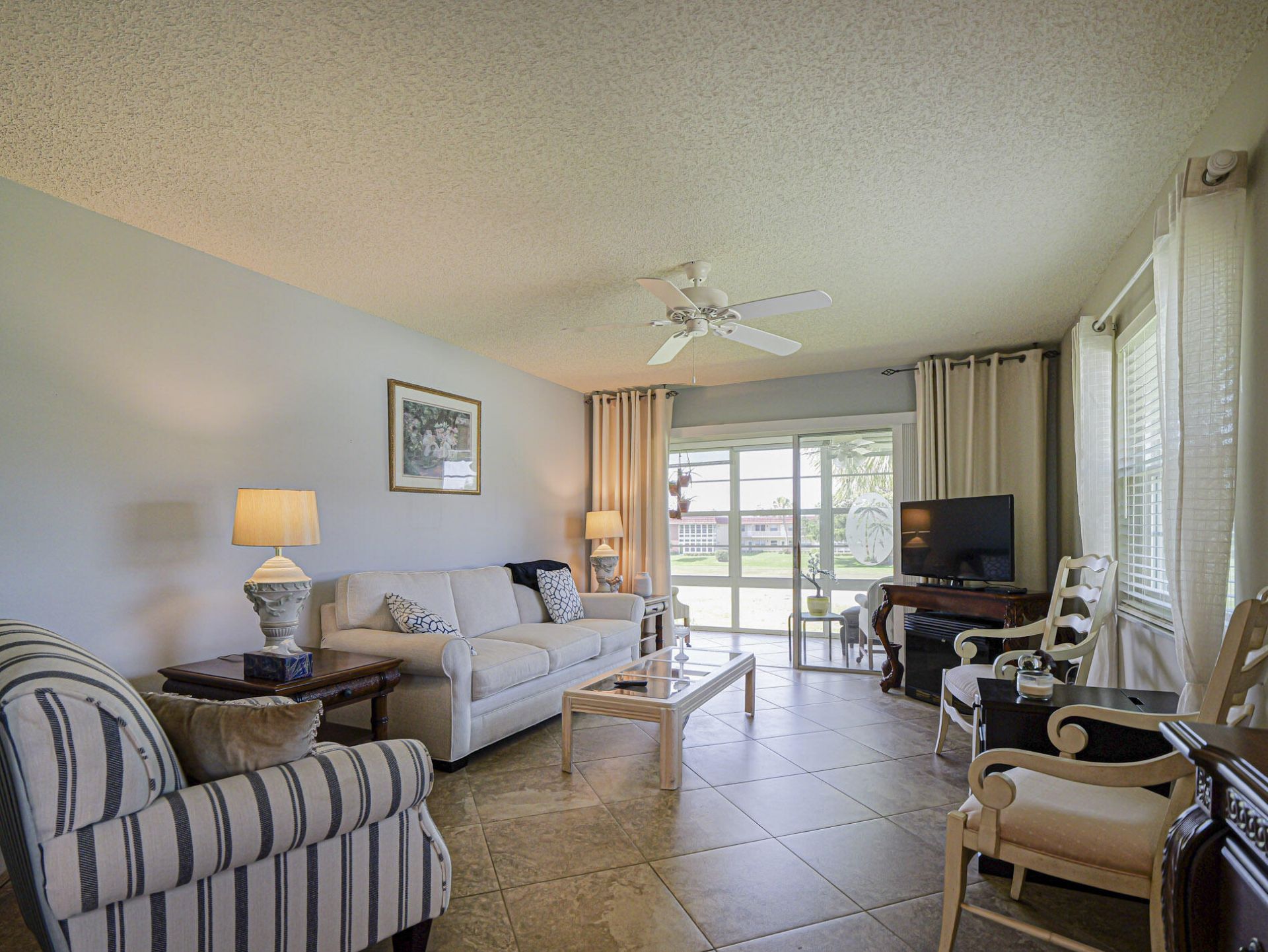 106 Spring Lake Court, Unit 201, Vero Beach, FL 32962 Photo