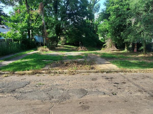 553 Dalzell Street, Shreveport, LA 71104