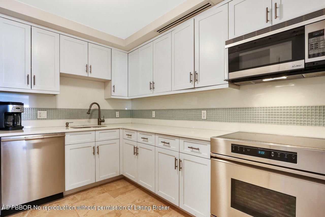 170 N Ocean Boulevard, Unit 402, Palm Beach, FL 33480 Photo