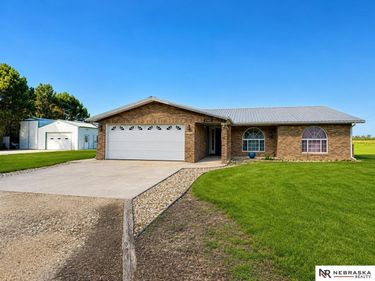 43069 Foxtail Fields Drive, Ainsworth, NE 69210