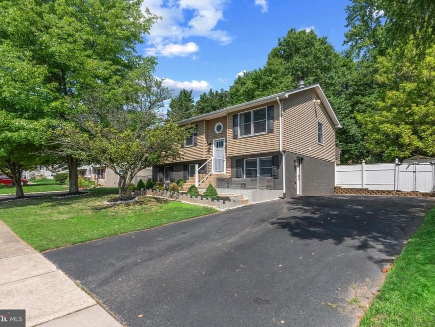 336 E Village Road, Elkton, MD 21921 Main Photo