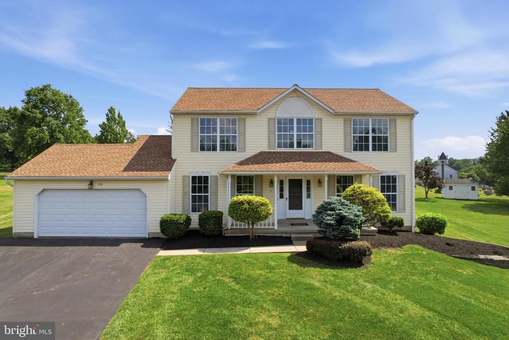 218 STRASSBURGER ROAD, PERKASIE, PA 18944