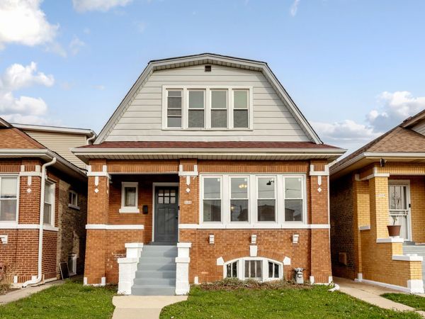 5132 W Parker Avenue , Unit 1, Chicago, IL 60639