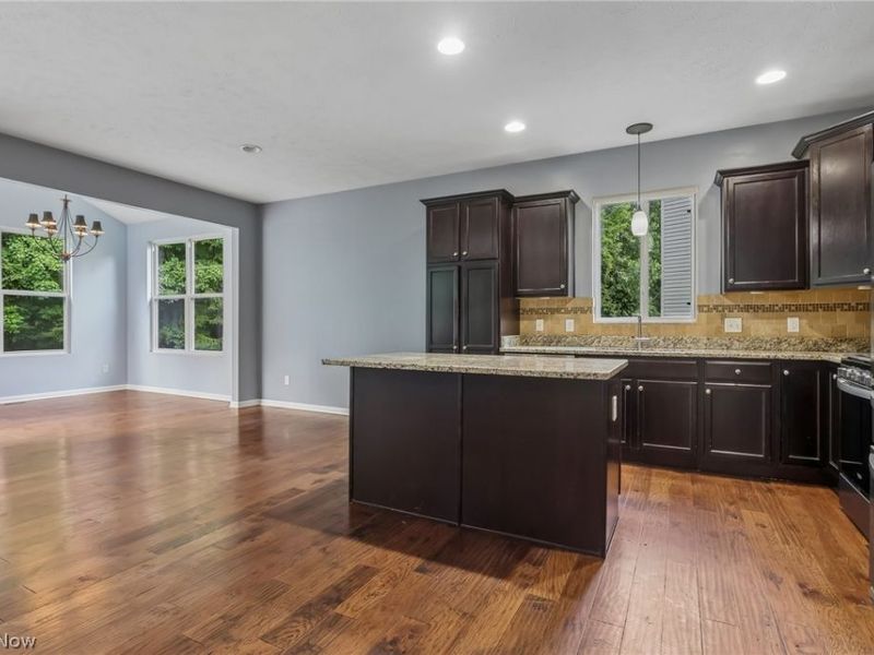 106 Rotili Lane, Akron, OH 44321 Photo 11