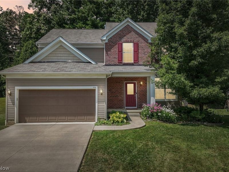 106 Rotili Lane, Akron, OH 44321 Photo 2