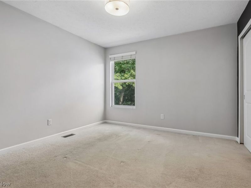 106 Rotili Lane, Akron, OH 44321 Photo 33