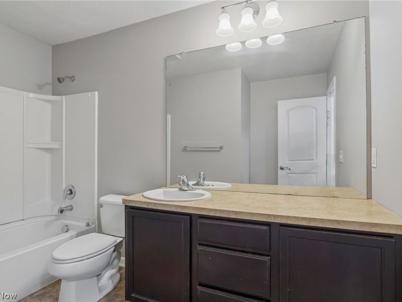 106 Rotili Lane, Akron, OH 44321 Photo 35