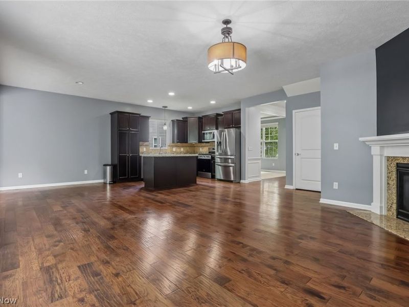 106 Rotili Lane, Akron, OH 44321 Photo 8