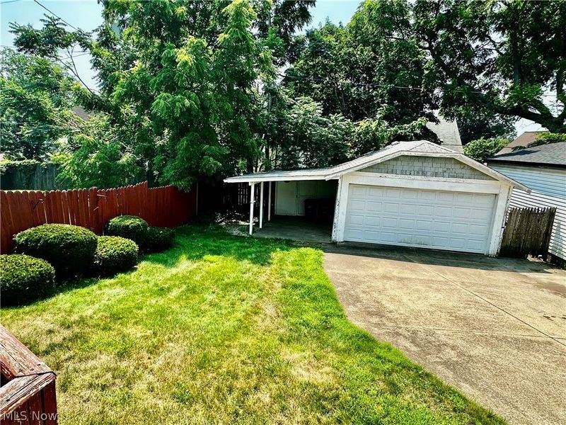 346 E Ido Avenue, Akron, OH 44301 Photo 3