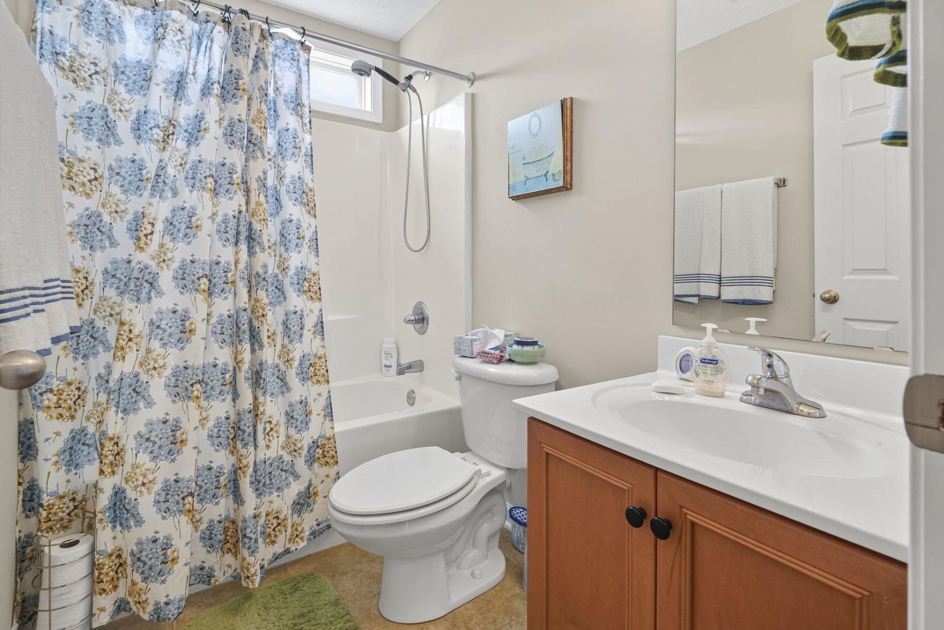 308 Barton Loop Photo 14