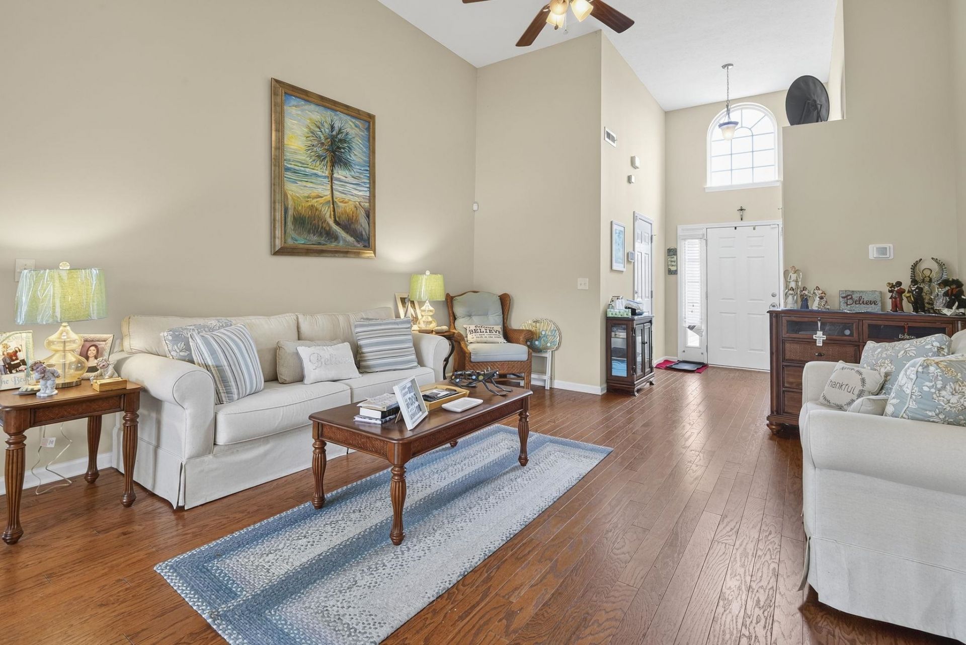 308 Barton Loop Photo 4