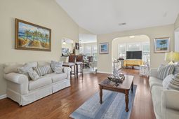 308 Barton Loop photo 4
