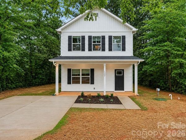1327 4th Street , Statesville, NC 28677