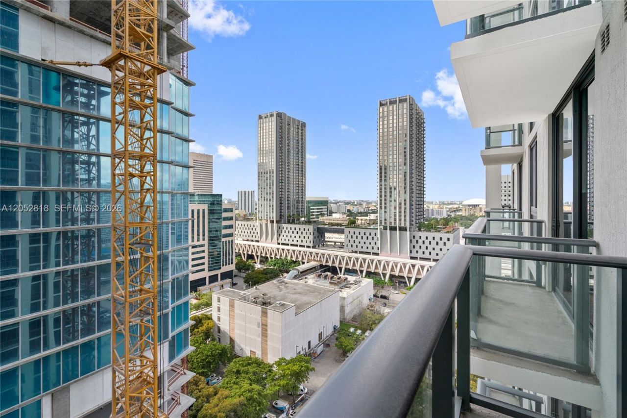 11 NE 6th St , Unit 2204, Miami, FL 33132 Photo