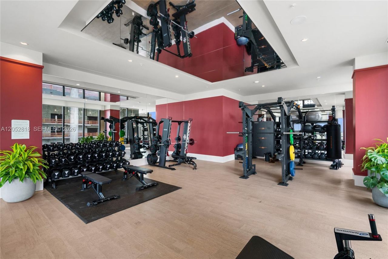 11 NE 6th St , Unit 2204, Miami, FL 33132 Photo