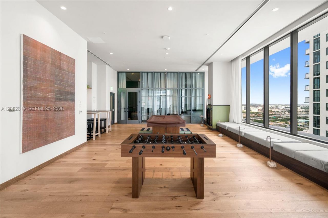 11 NE 6th St , Unit 2204, Miami, FL 33132 Photo