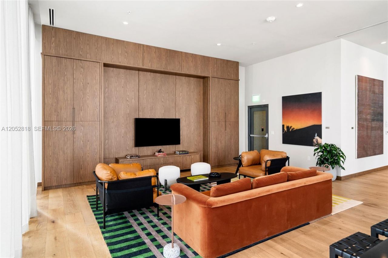 11 NE 6th St , Unit 2204, Miami, FL 33132 Photo