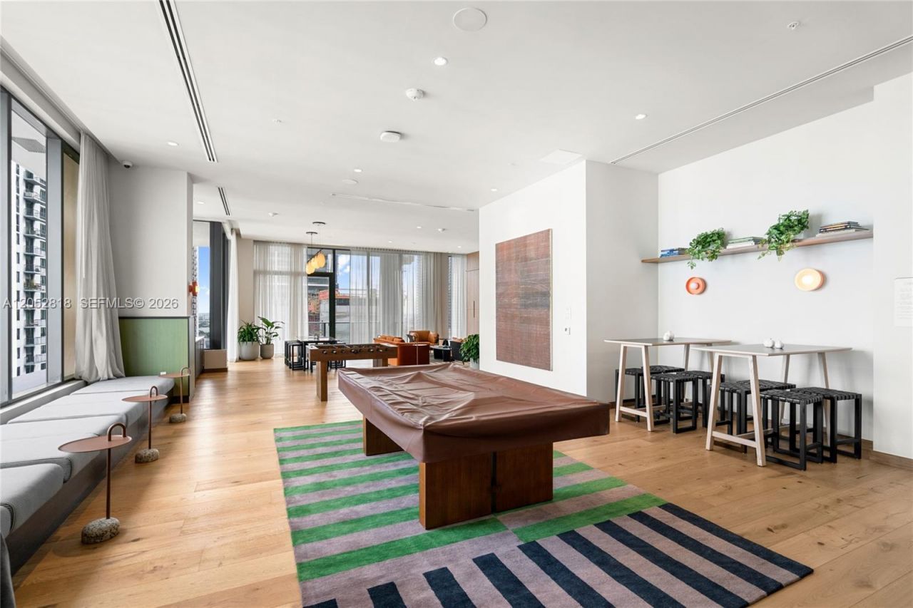 11 NE 6th St , Unit 2204, Miami, FL 33132 Photo