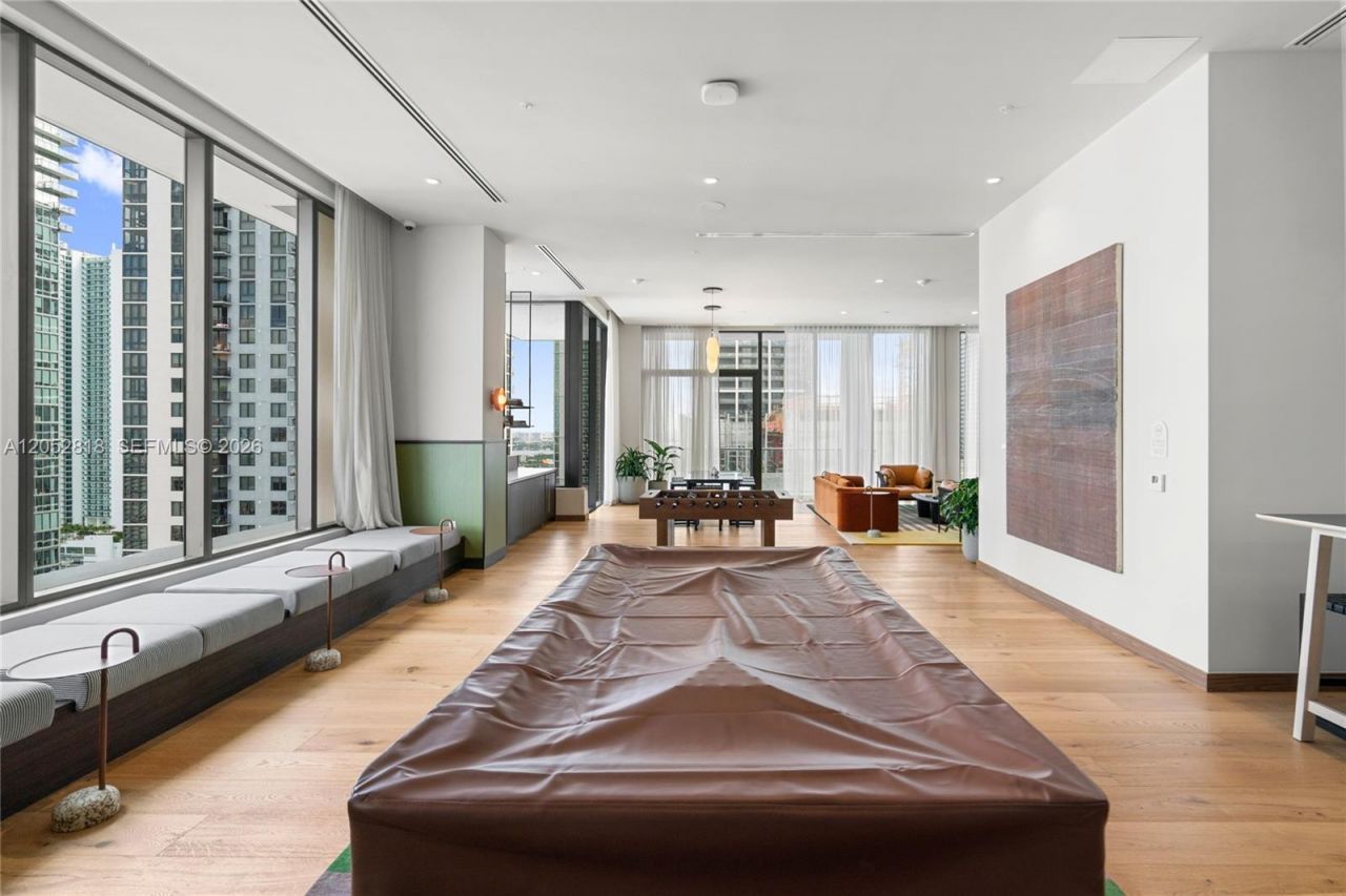 11 NE 6th St , Unit 2204, Miami, FL 33132 Photo