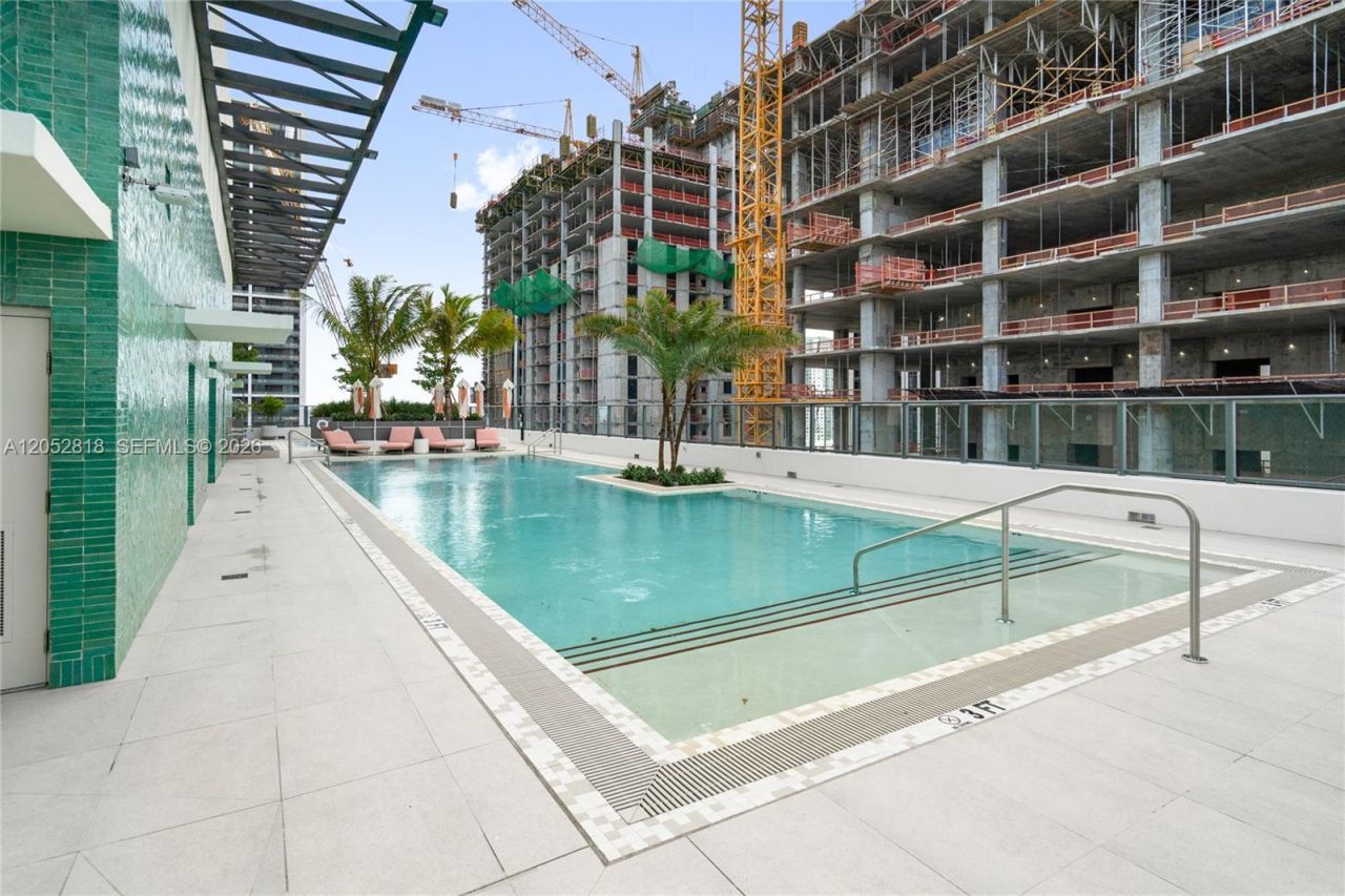 11 NE 6th St , Unit 2204, Miami, FL 33132 Photo
