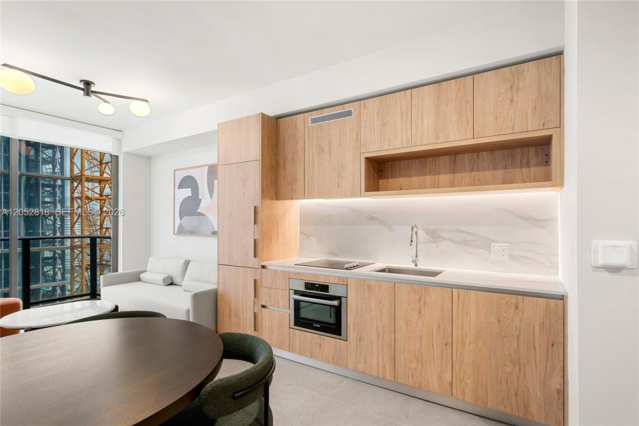11 NE 6th St , Unit 2204, Miami, FL 33132 Photo