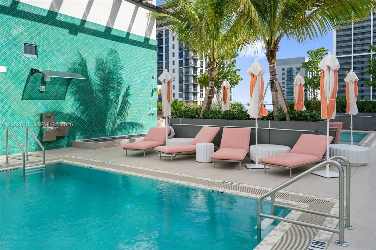 11 NE 6th St , Unit 2204, Miami, FL 33132 Photo