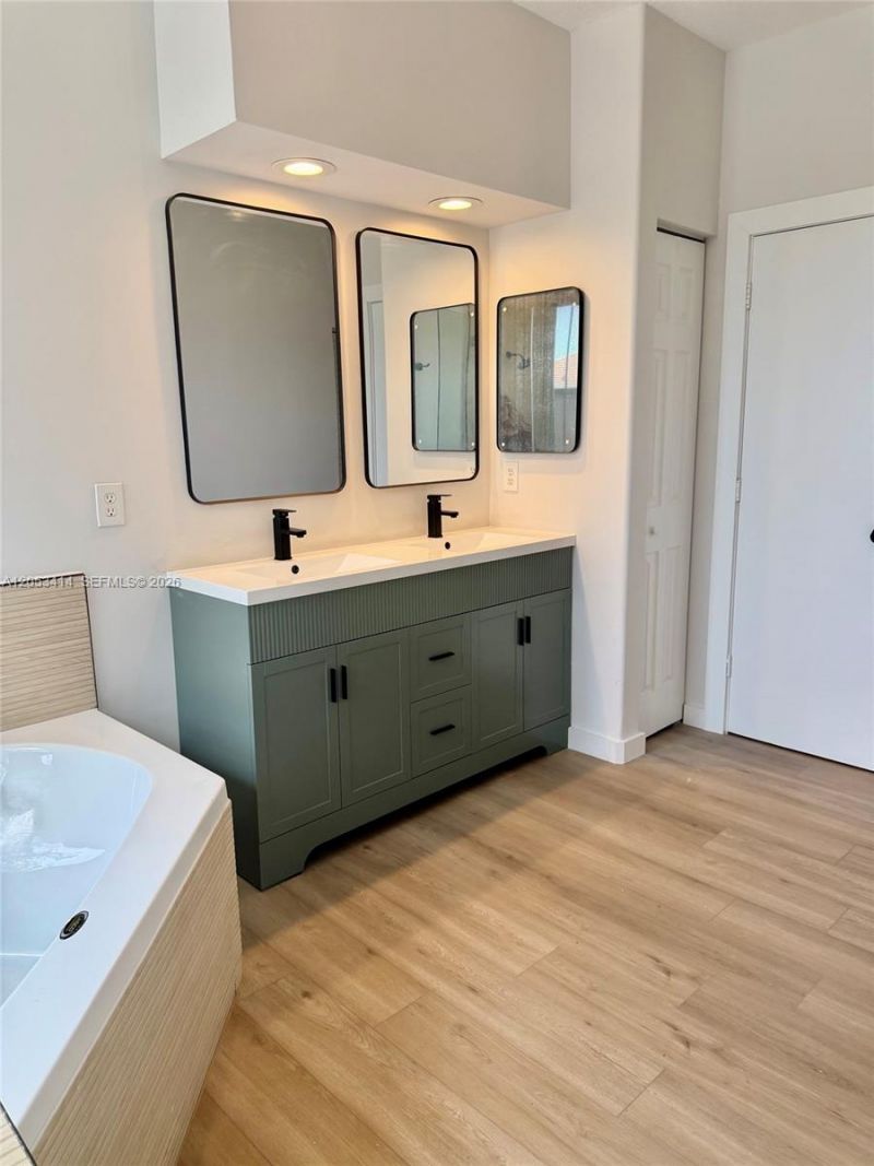 4946 SW 38th Way , Hollywood, FL 33312 Photo