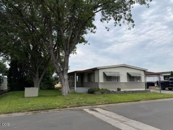 2600 Stearns Way, Unit SPC 5B, Medford, OR 97501