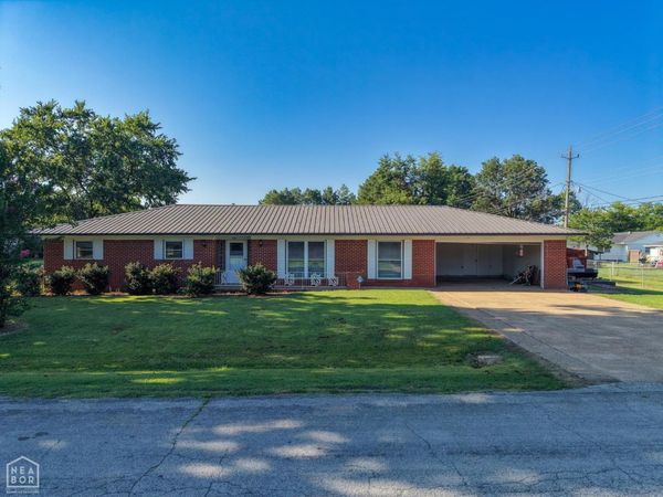 306 Arkansas Avenue, Walnut Ridge, AR 72476
