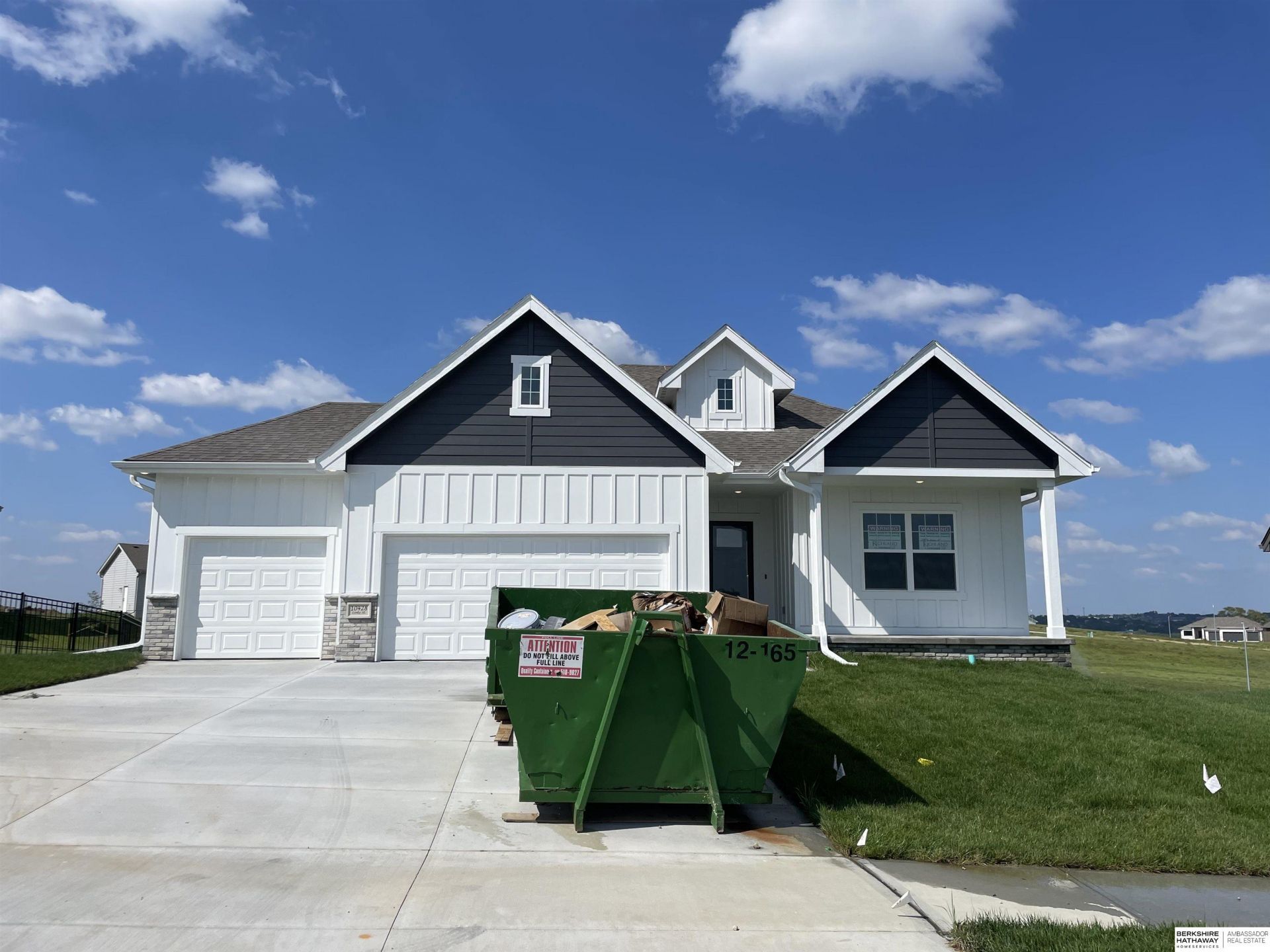 10428 Cody Street, Papillion, NE 68046 Main Photo