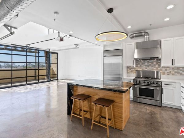 1544 12th Street, Unit 303, Santa Monica, CA 90401