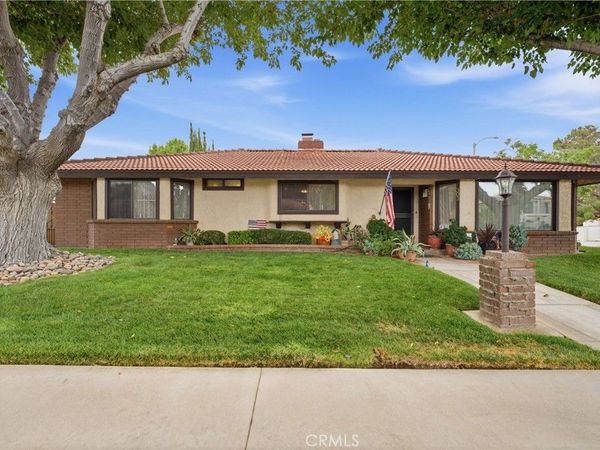 303 Susan Court, Palmdale, CA 93551