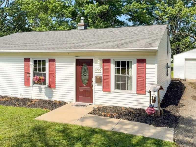 3796 Santom Road N, Stow, OH 44224 Photo 2