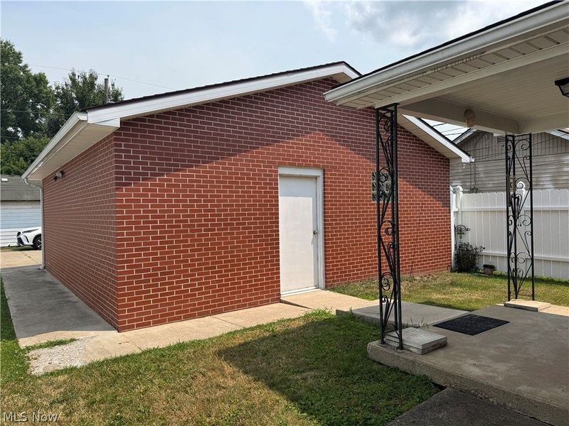 1014 Denman Avenue, Coshocton, OH 43812 Photo 5