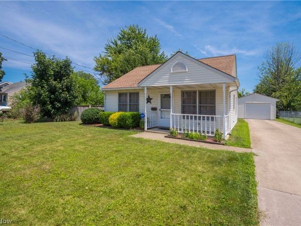 1613 Lakeview Avenue , Lorain, OH 44053