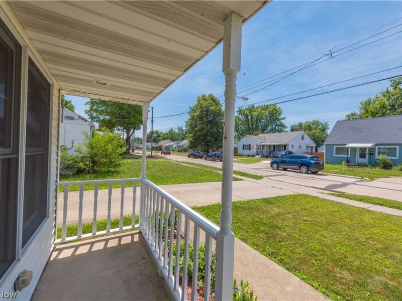 1613 Lakeview Avenue, Lorain, OH 44053 Photo 2